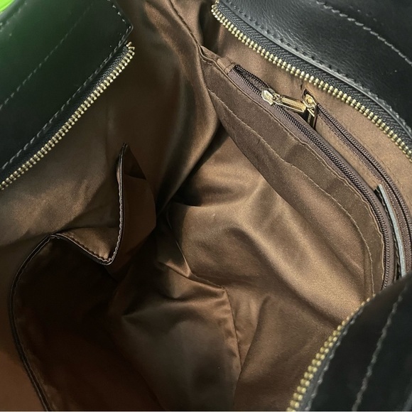 Kattee Black Leather Purse with Silky Brown Interior EUC - Picture 4 of 7